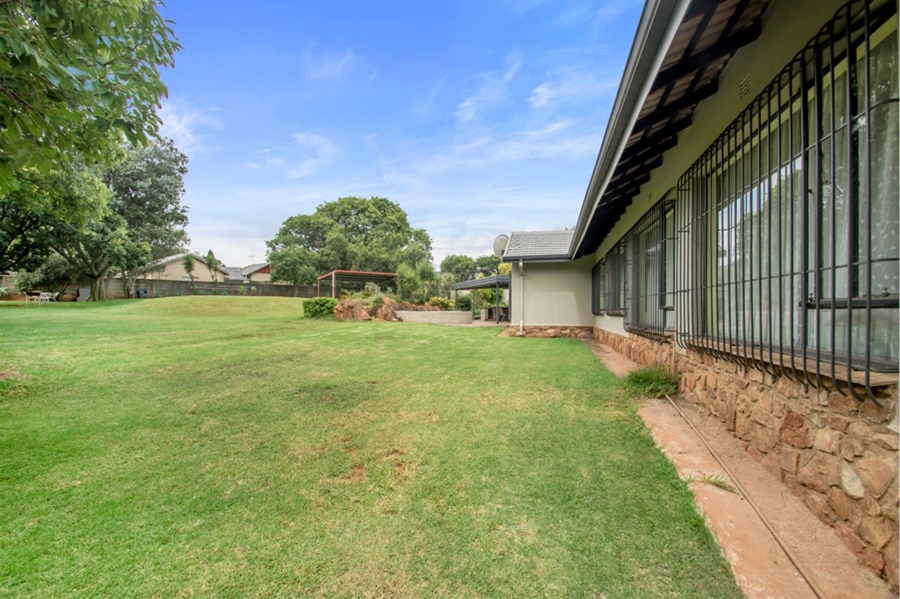 4 Bedroom Property for Sale in Florida Park Gauteng