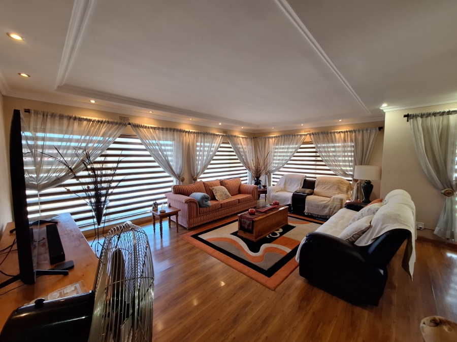 4 Bedroom Property for Sale in Kenmare Gauteng