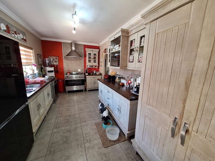 4 Bedroom Property for Sale in Kenmare Gauteng