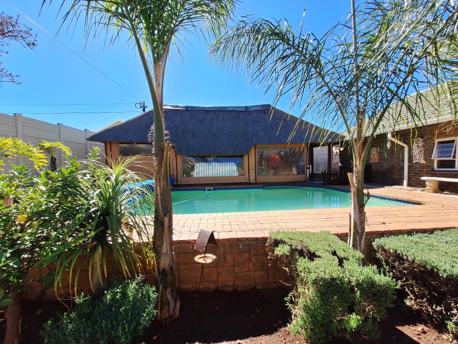 4 Bedroom Property for Sale in Kenmare Gauteng