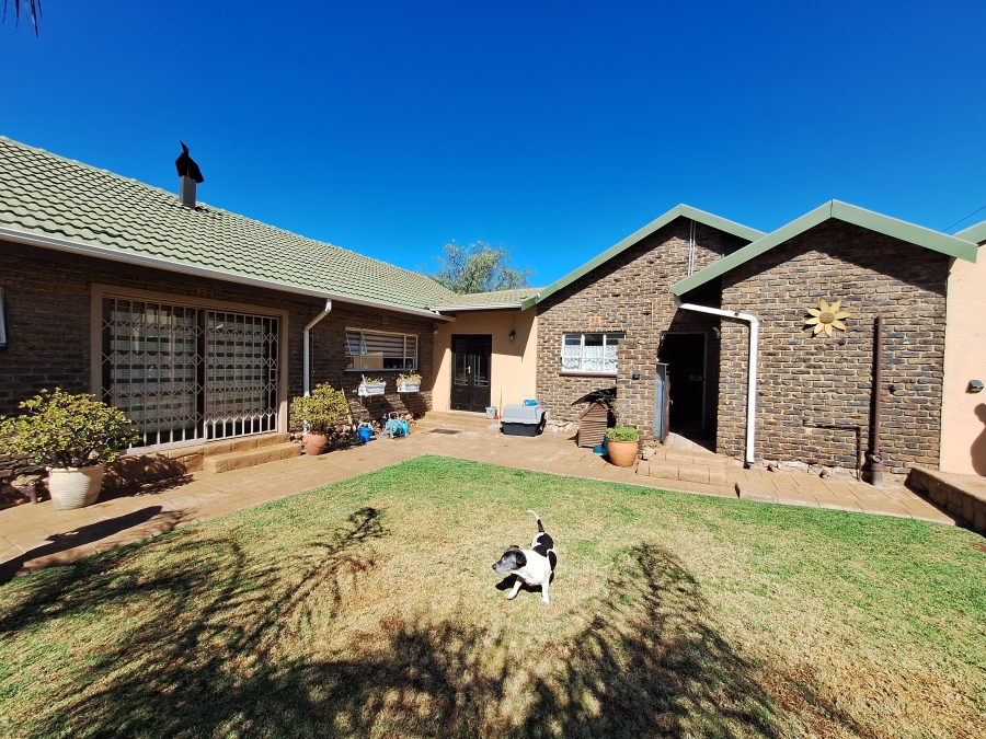 4 Bedroom Property for Sale in Kenmare Gauteng