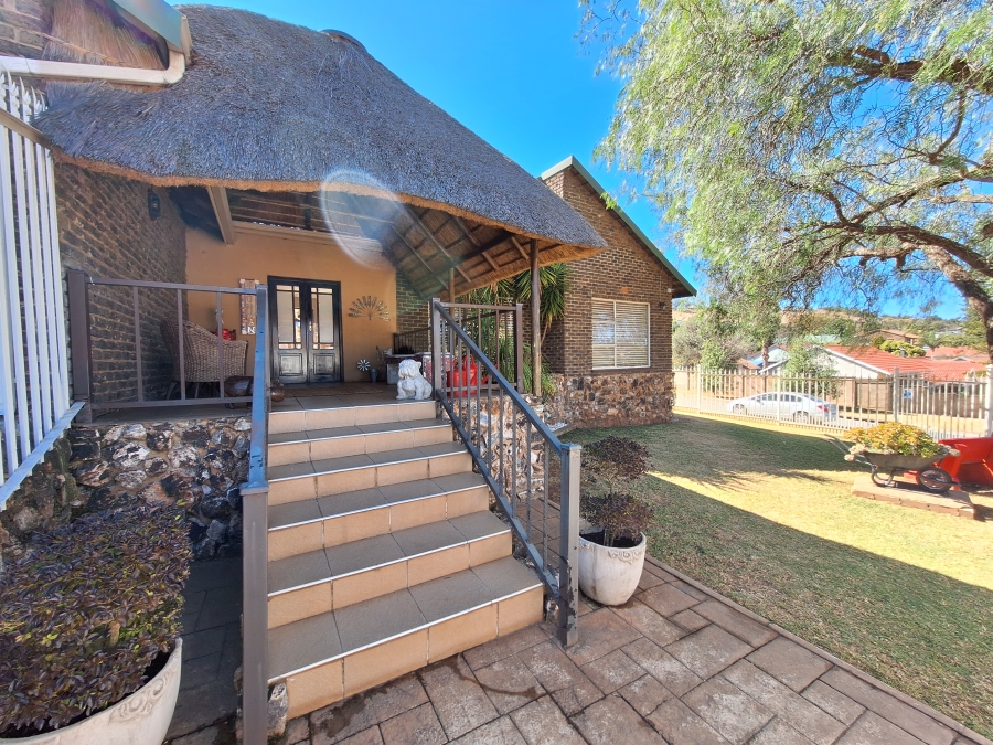 4 Bedroom Property for Sale in Kenmare Gauteng