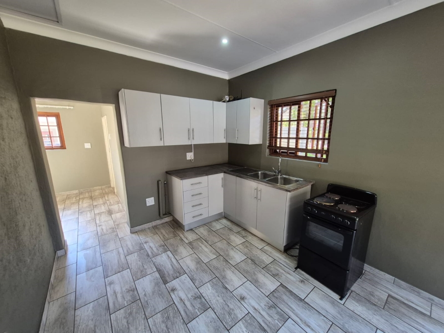 To Let 1 Bedroom Property for Rent in Lynnwood Glen Gauteng