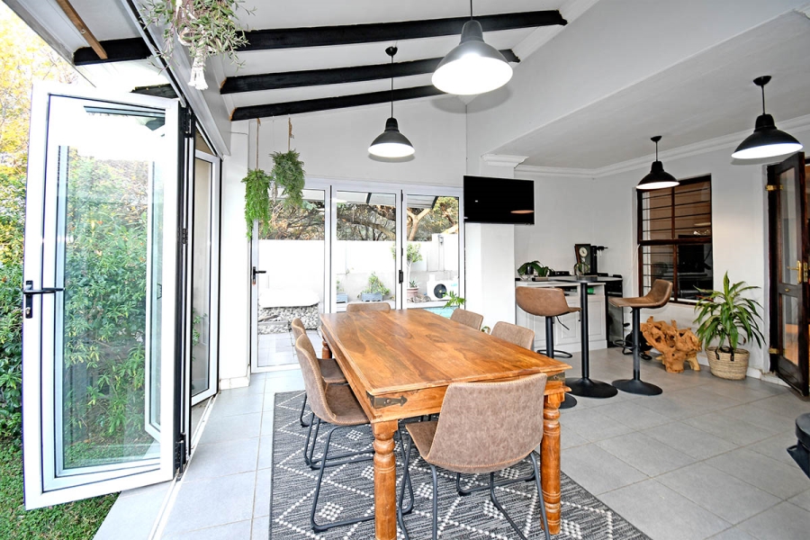4 Bedroom Property for Sale in Greenstone Hill Gauteng