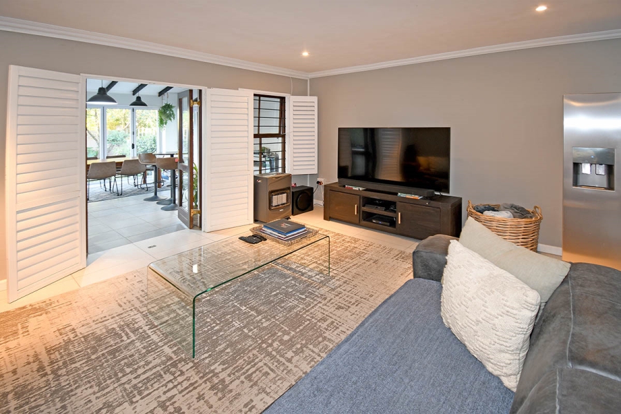 4 Bedroom Property for Sale in Greenstone Hill Gauteng