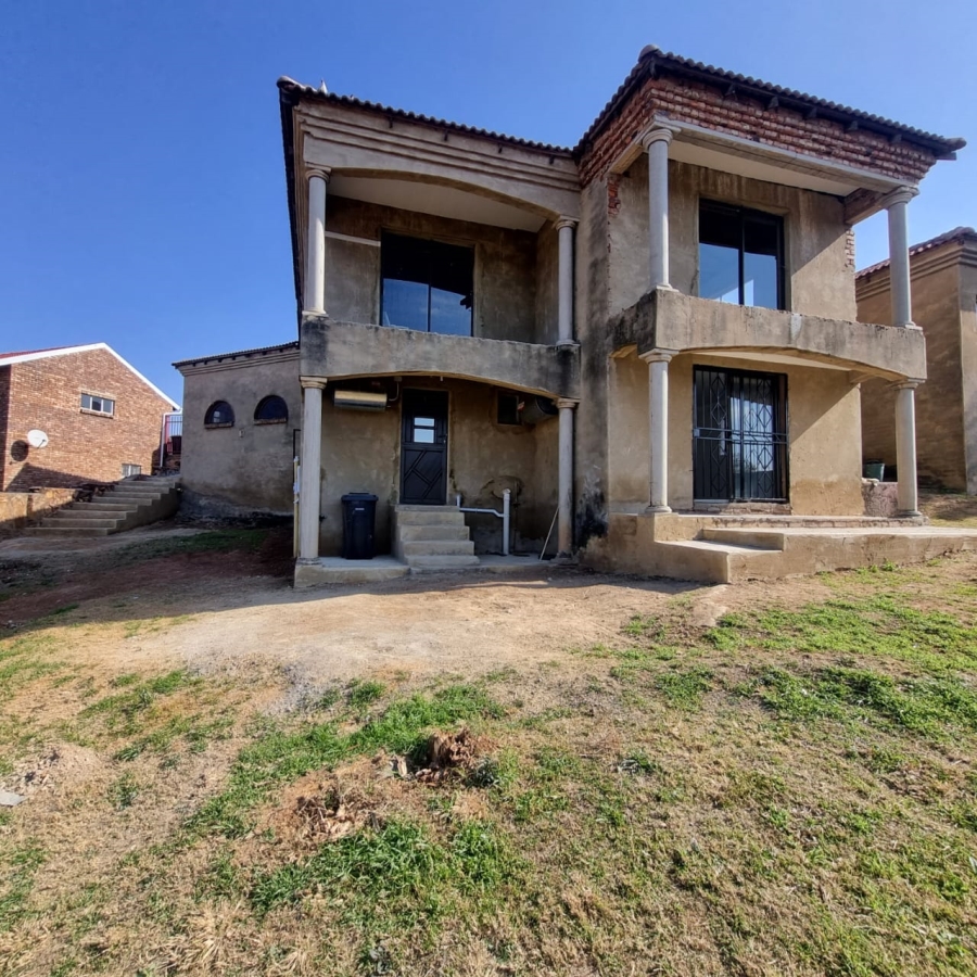 To Let 2 Bedroom Property for Rent in Danville Gauteng