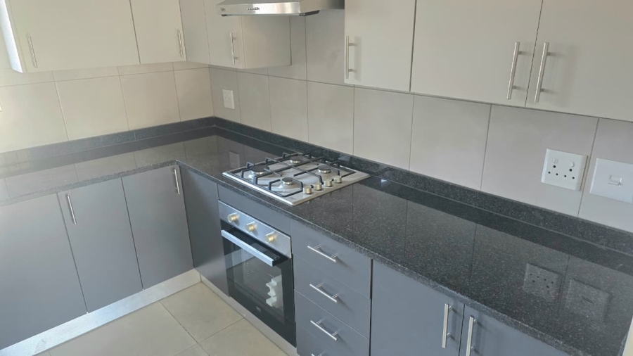 To Let 3 Bedroom Property for Rent in Wierda Park Gauteng