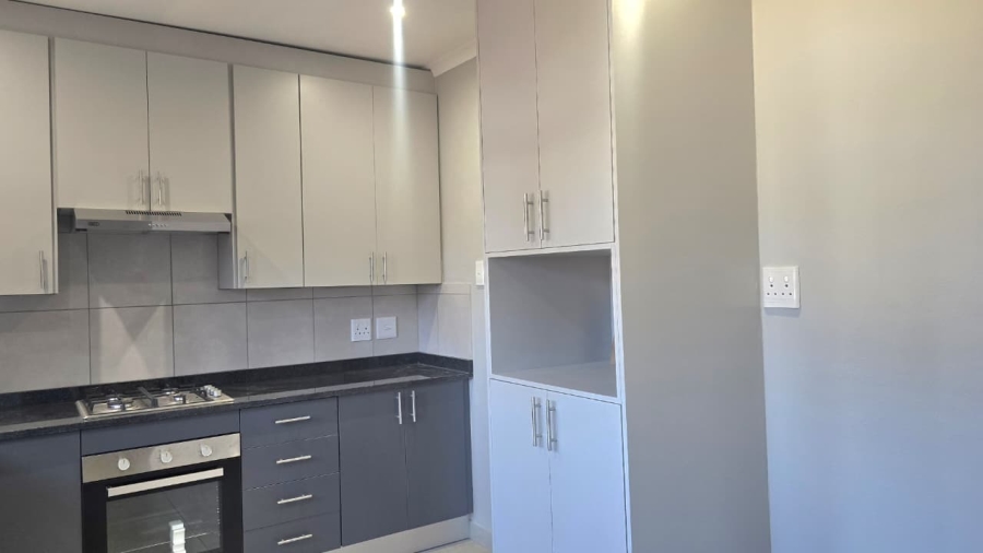 To Let 3 Bedroom Property for Rent in Wierda Park Gauteng
