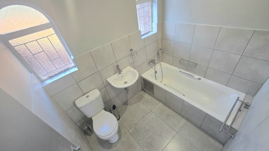 To Let 3 Bedroom Property for Rent in Wierda Park Gauteng