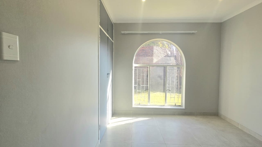 To Let 3 Bedroom Property for Rent in Wierda Park Gauteng