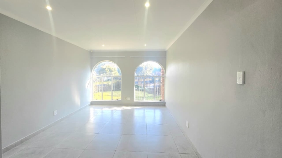 To Let 3 Bedroom Property for Rent in Wierda Park Gauteng