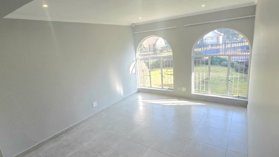 To Let 3 Bedroom Property for Rent in Wierda Park Gauteng
