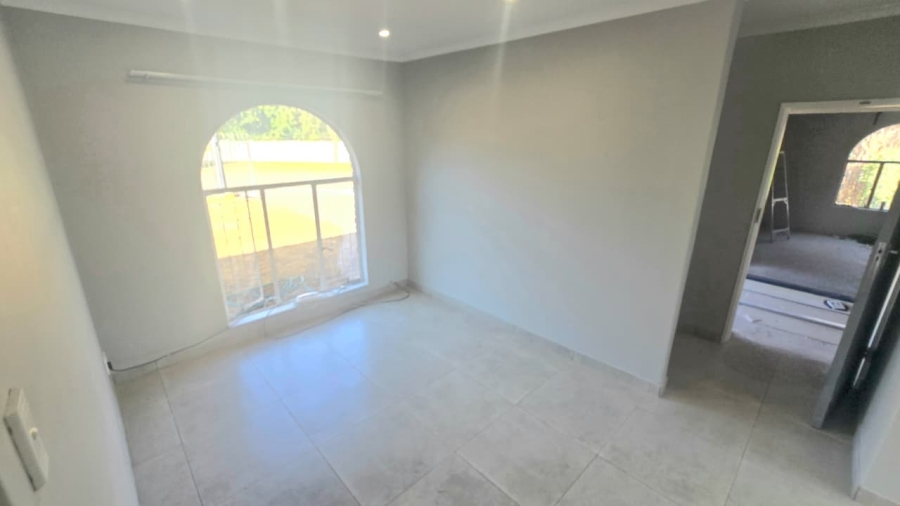 To Let 3 Bedroom Property for Rent in Wierda Park Gauteng