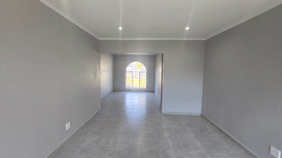 To Let 3 Bedroom Property for Rent in Wierda Park Gauteng