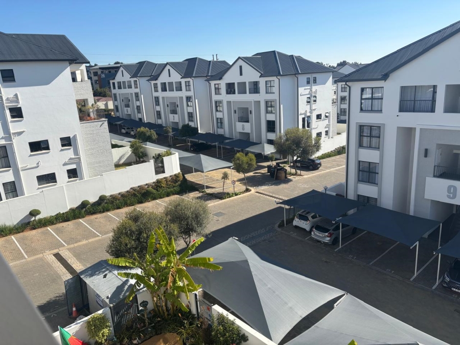 1 Bedroom Property for Sale in Greenstone Hill Gauteng