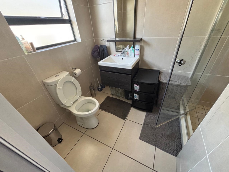1 Bedroom Property for Sale in Greenstone Hill Gauteng