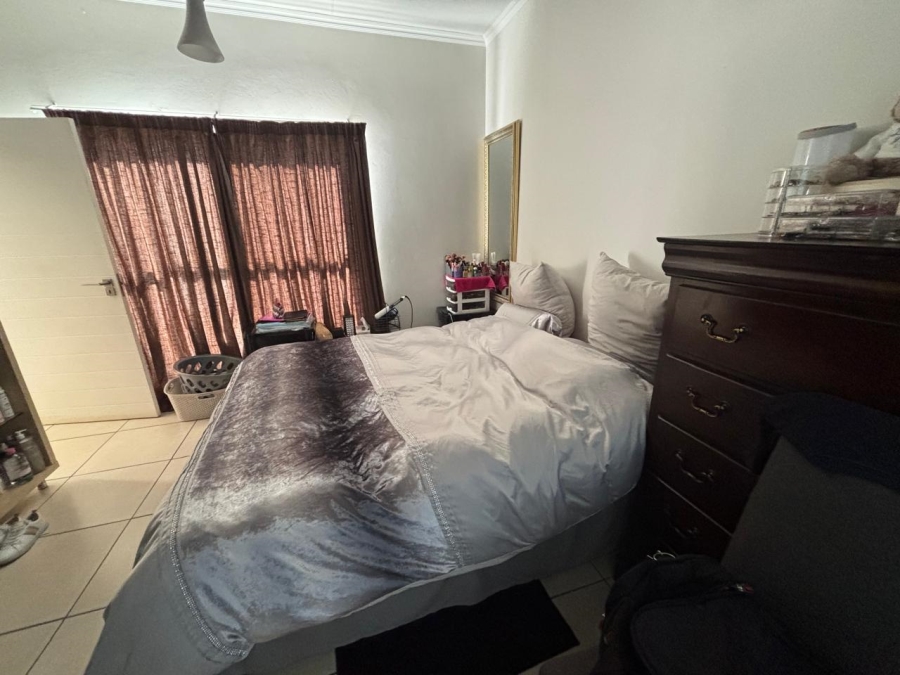 1 Bedroom Property for Sale in Greenstone Hill Gauteng