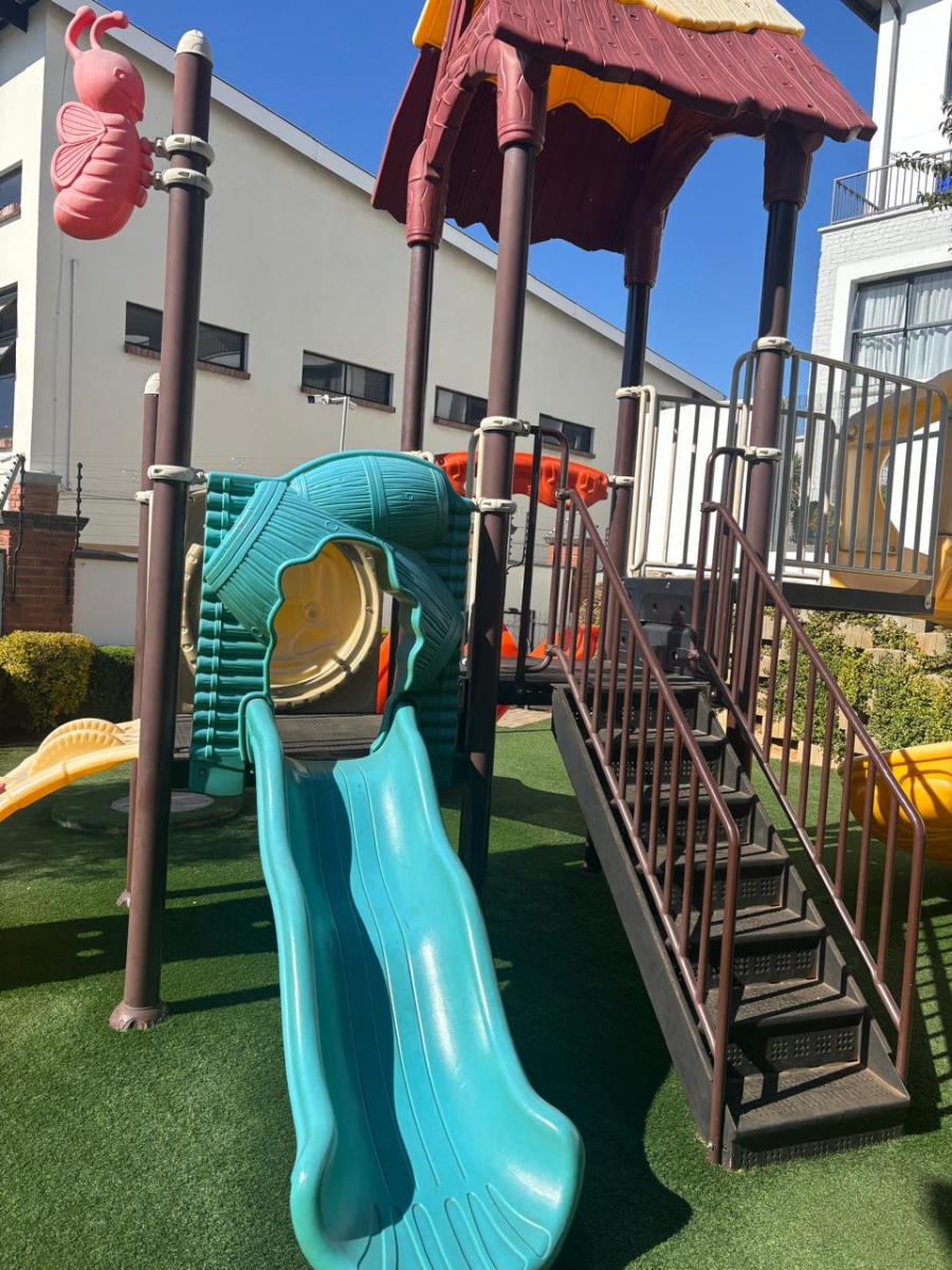 1 Bedroom Property for Sale in Greenstone Hill Gauteng