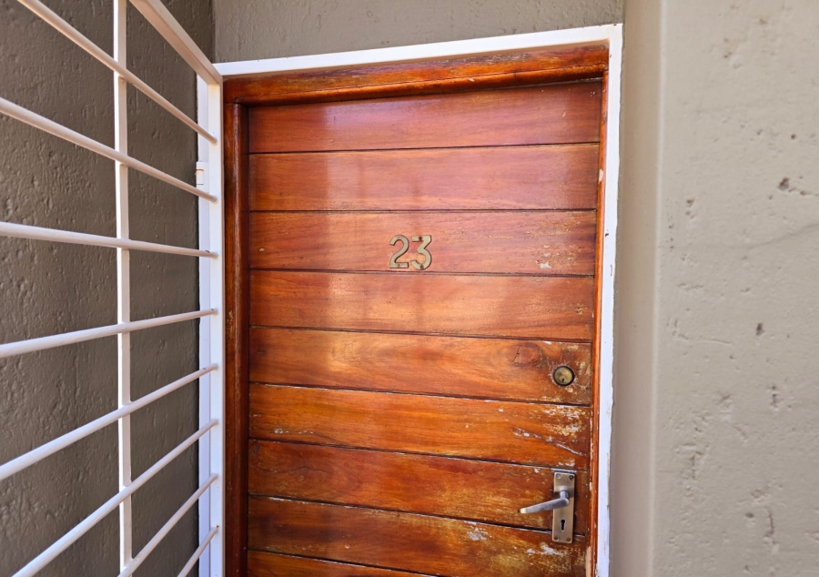 1 Bedroom Property for Sale in Glensan Gauteng