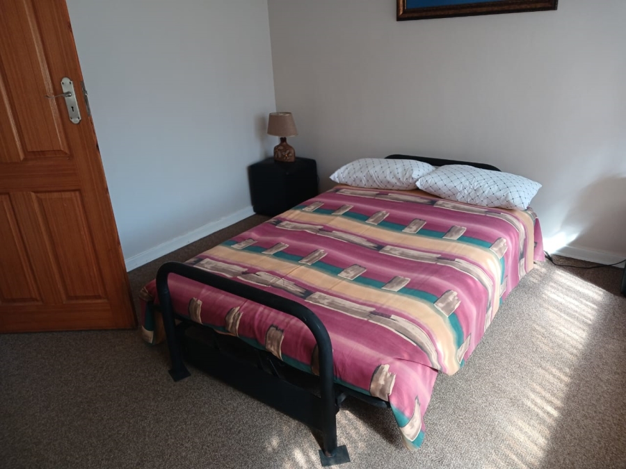 6 Bedroom Property for Sale in Greenhills Gauteng