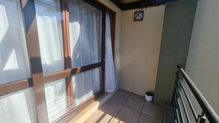 1 Bedroom Property for Sale in Lonehill Gauteng