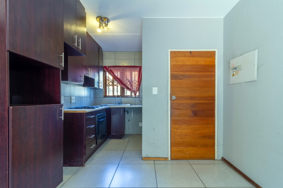 2 Bedroom Property for Sale in Honeydew Grove Gauteng