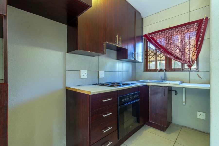 2 Bedroom Property for Sale in Honeydew Grove Gauteng