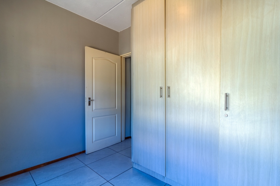 2 Bedroom Property for Sale in Honeydew Grove Gauteng