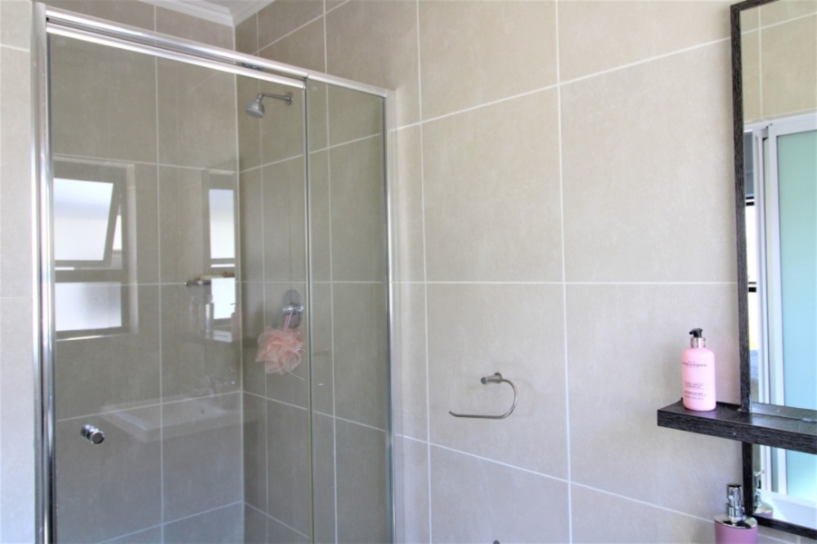 To Let 1 Bedroom Property for Rent in Bryanston Gauteng