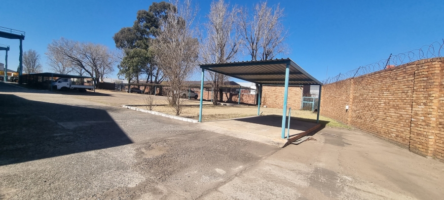 To Let commercial Property for Rent in Anderbolt Gauteng