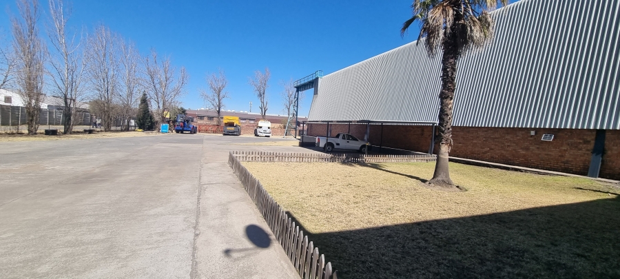 0 Bedroom Property for Sale in Anderbolt Gauteng