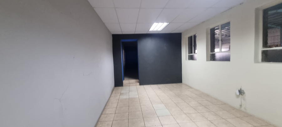 0 Bedroom Property for Sale in Anderbolt Gauteng