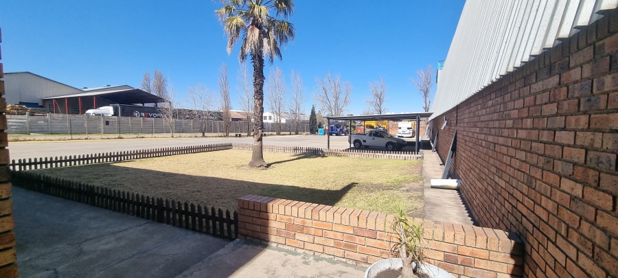 0 Bedroom Property for Sale in Anderbolt Gauteng