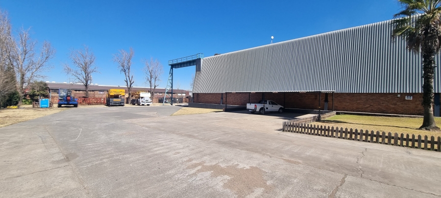 0 Bedroom Property for Sale in Anderbolt Gauteng
