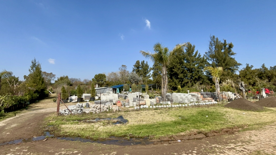 5 Bedroom Property for Sale in Mnandi Gauteng