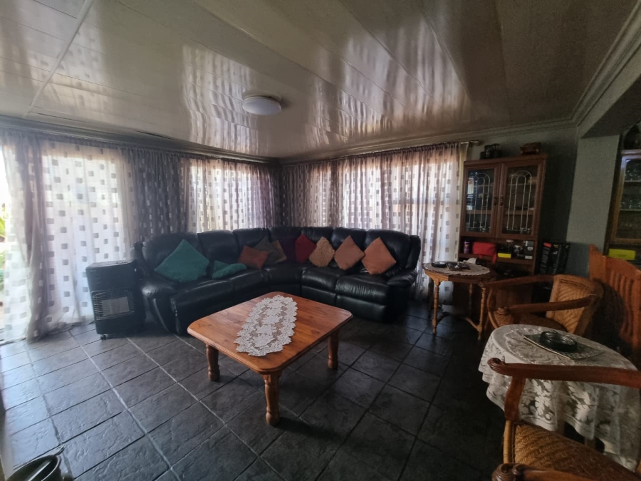 8 Bedroom Property for Sale in Kookrus Gauteng