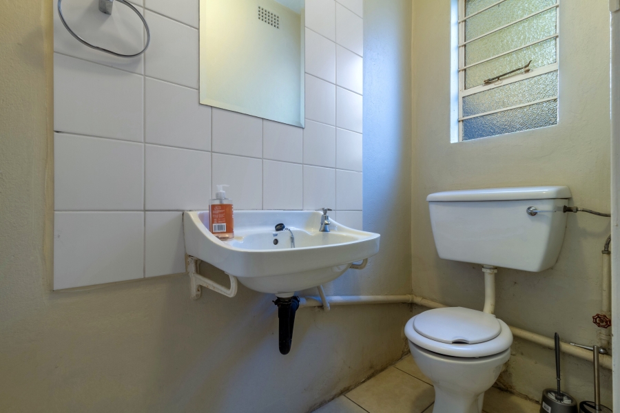 4 Bedroom Property for Sale in Gallo Manor Gauteng