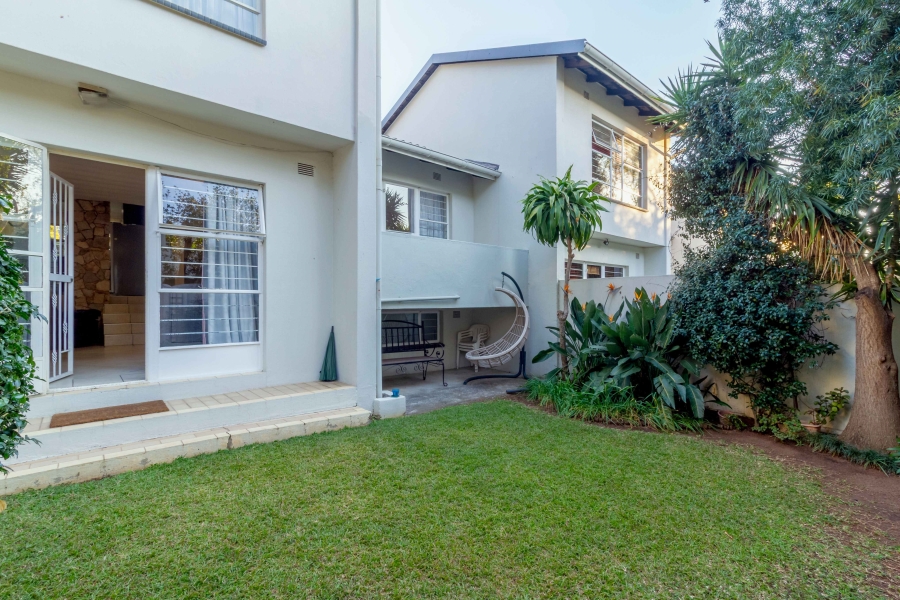 4 Bedroom Property for Sale in Gallo Manor Gauteng