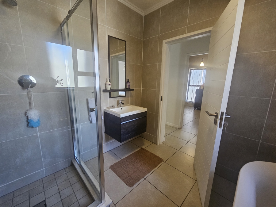 3 Bedroom Property for Sale in Modderfontein Gauteng