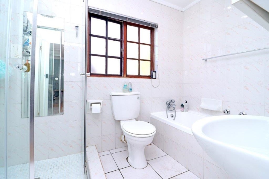 3 Bedroom Property for Sale in Marais Steyn Park Gauteng