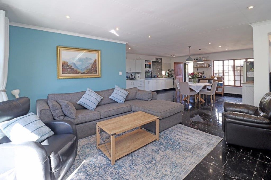 3 Bedroom Property for Sale in Marais Steyn Park Gauteng