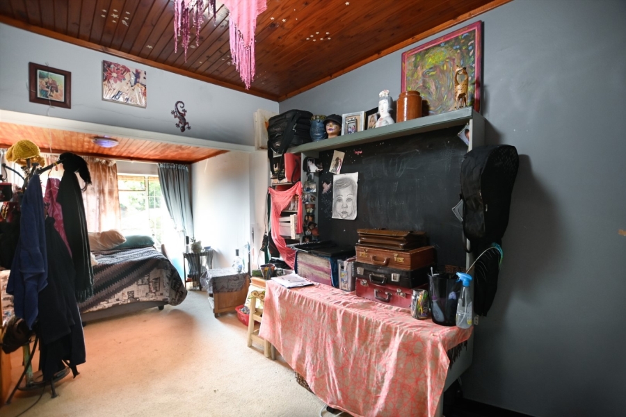 4 Bedroom Property for Sale in Ninapark Gauteng