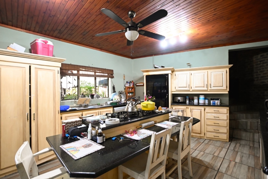 4 Bedroom Property for Sale in Ninapark Gauteng