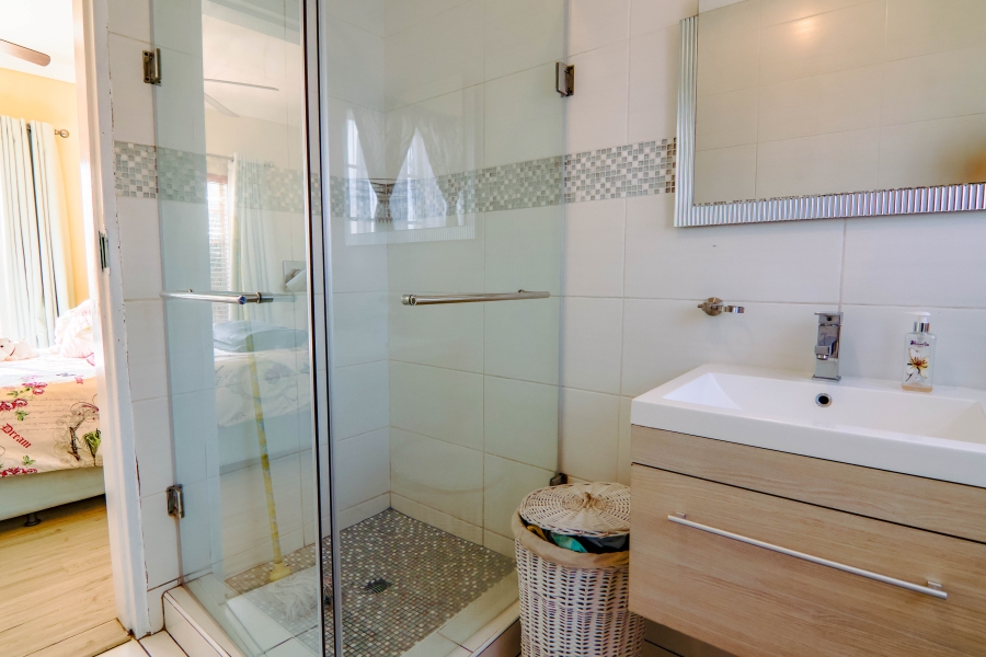 2 Bedroom Property for Sale in Eco Park Gauteng