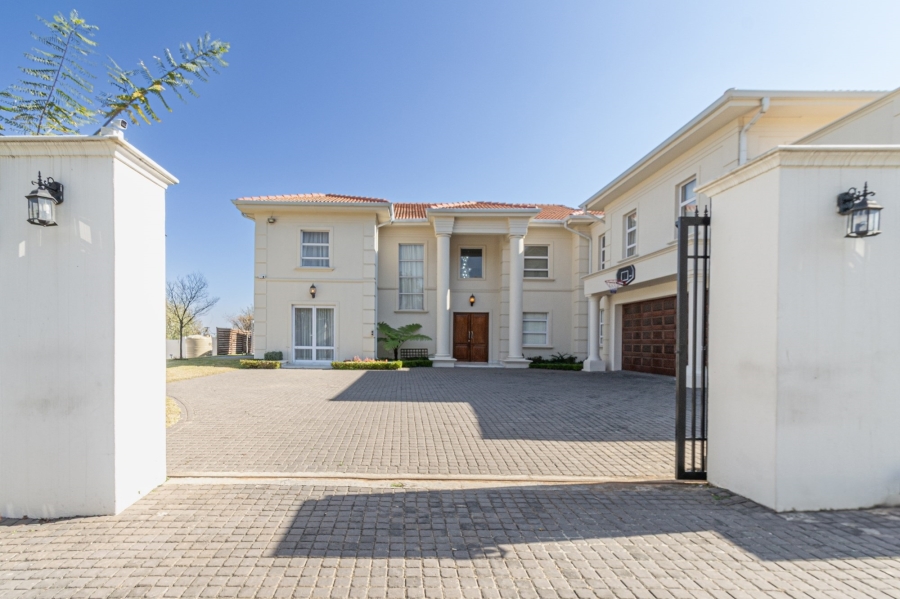 To Let 4 Bedroom Property for Rent in Bryanston Gauteng