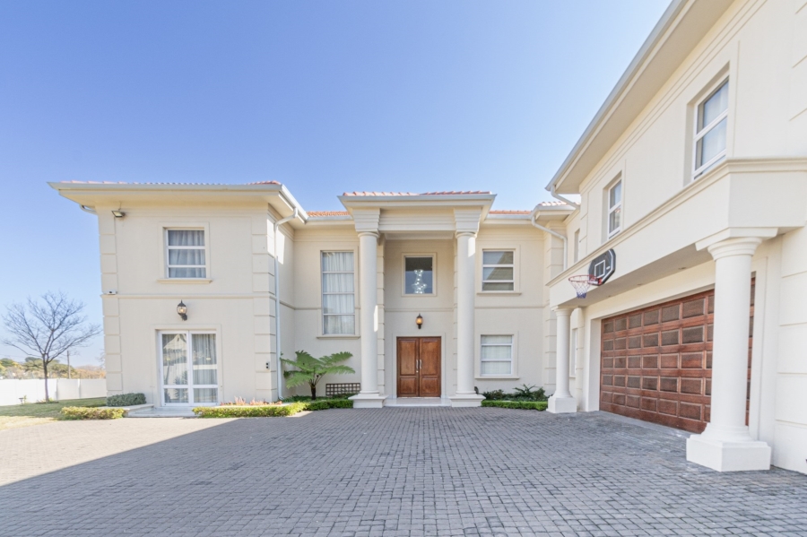 To Let 4 Bedroom Property for Rent in Bryanston Gauteng