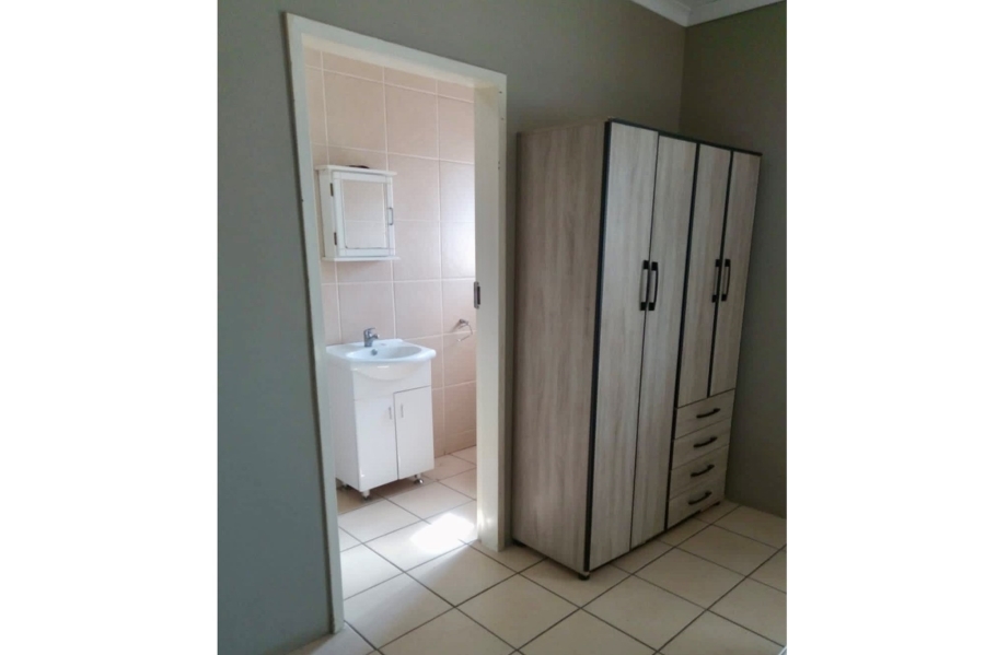 To Let 1 Bedroom Property for Rent in Vanderbijlpark SE 1 Gauteng