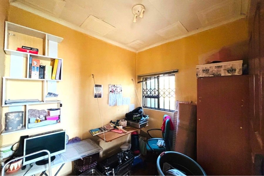 To Let 3 Bedroom Property for Rent in Kwaggasrand Gauteng