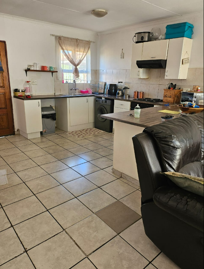 2 Bedroom Property for Sale in South Crest Gauteng