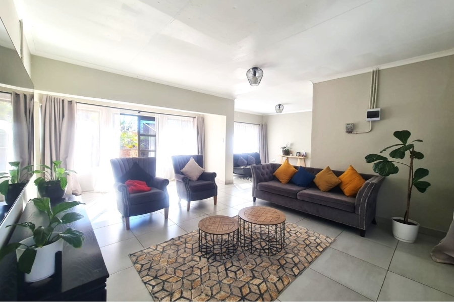 3 Bedroom Property for Sale in Strubensvallei Gauteng